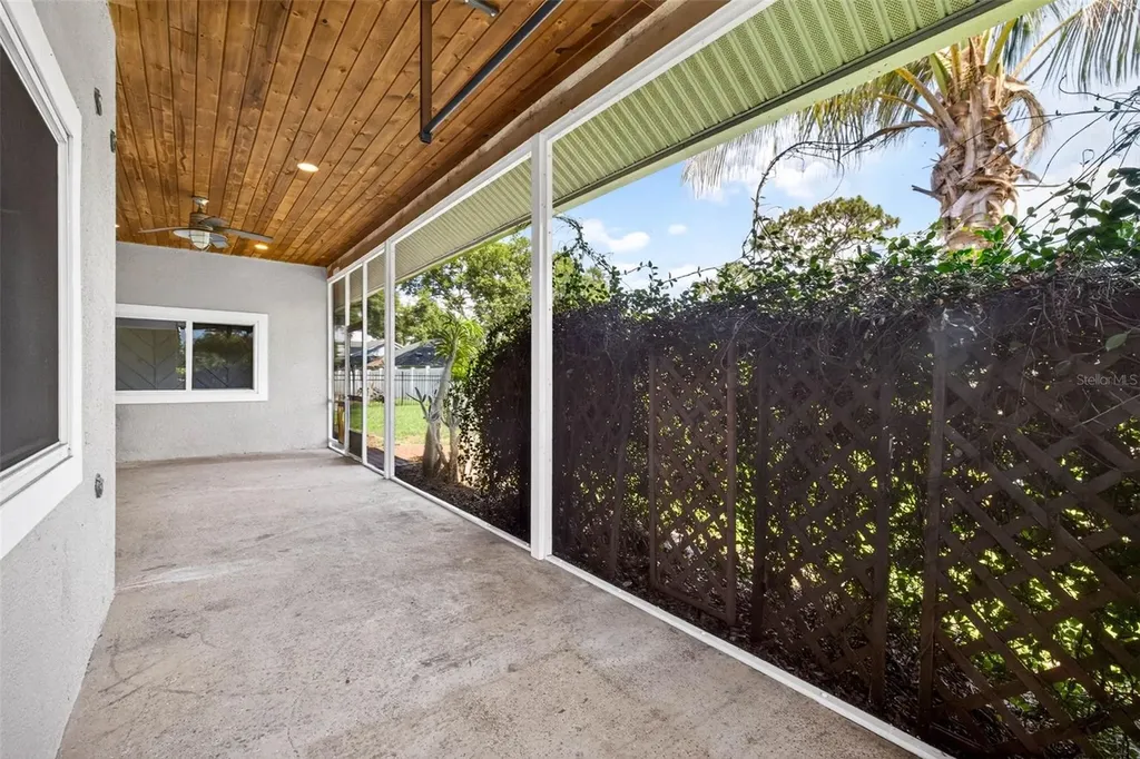 6282 Bonaventure Court Sarasota FL 34243