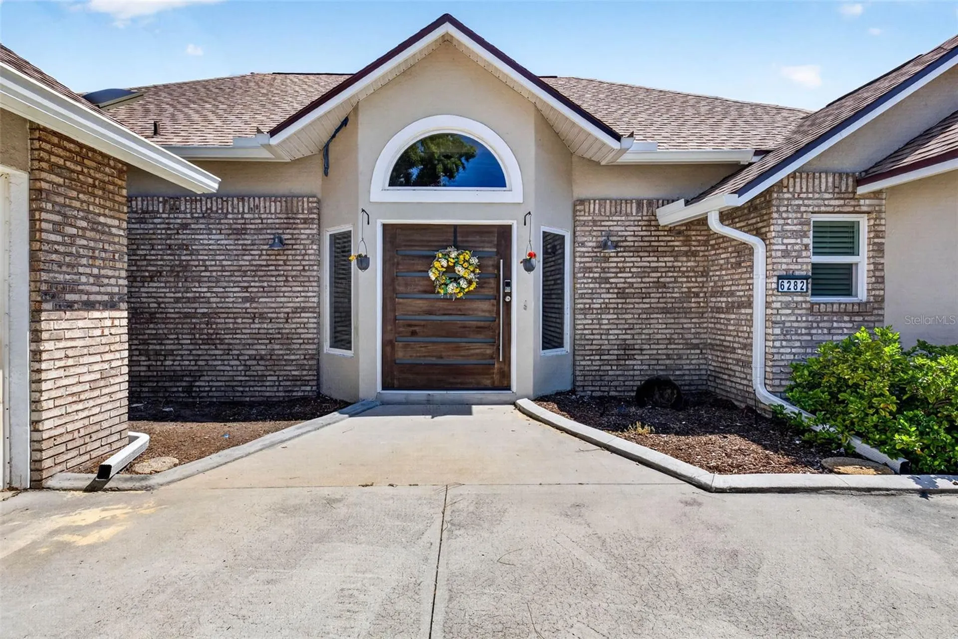 6282 Bonaventure Court Sarasota FL 34243