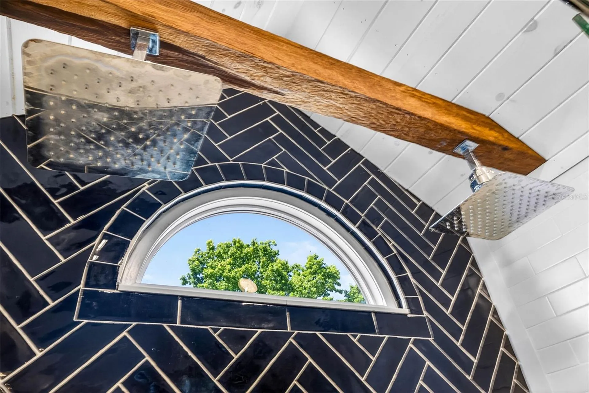 6282 Bonaventure Court Sarasota FL 34243