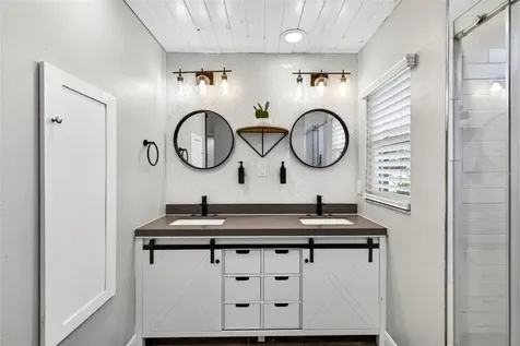 6282 Bonaventure Court Sarasota FL 34243