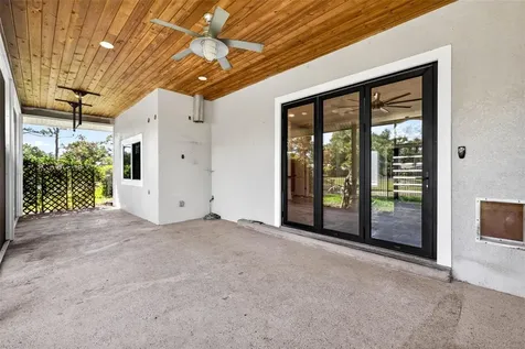 6282 Bonaventure Court Sarasota FL 34243