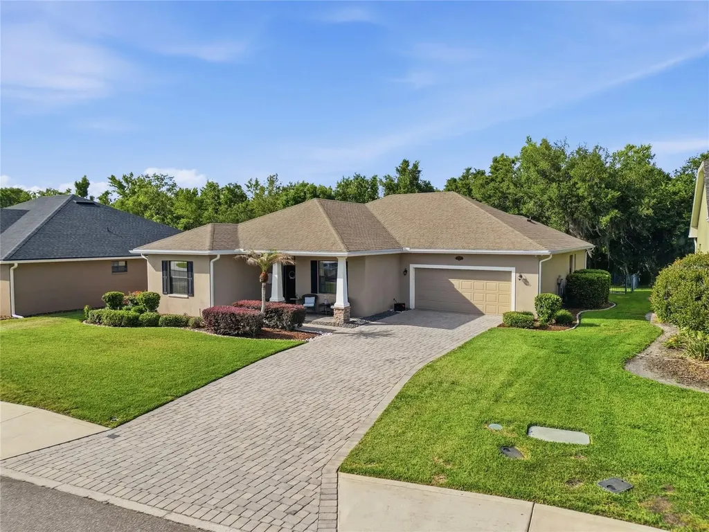 4427 Micanope Crescent Drive Lakeland FL 33811