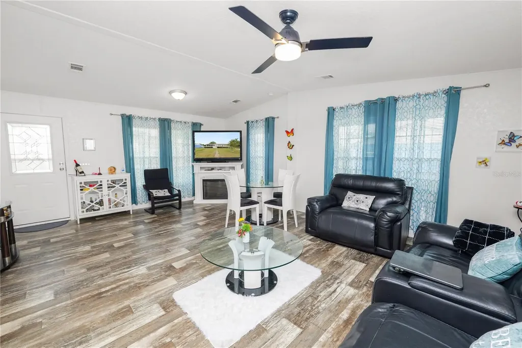 1052 Lamp Post Lane Lakeland FL 33809