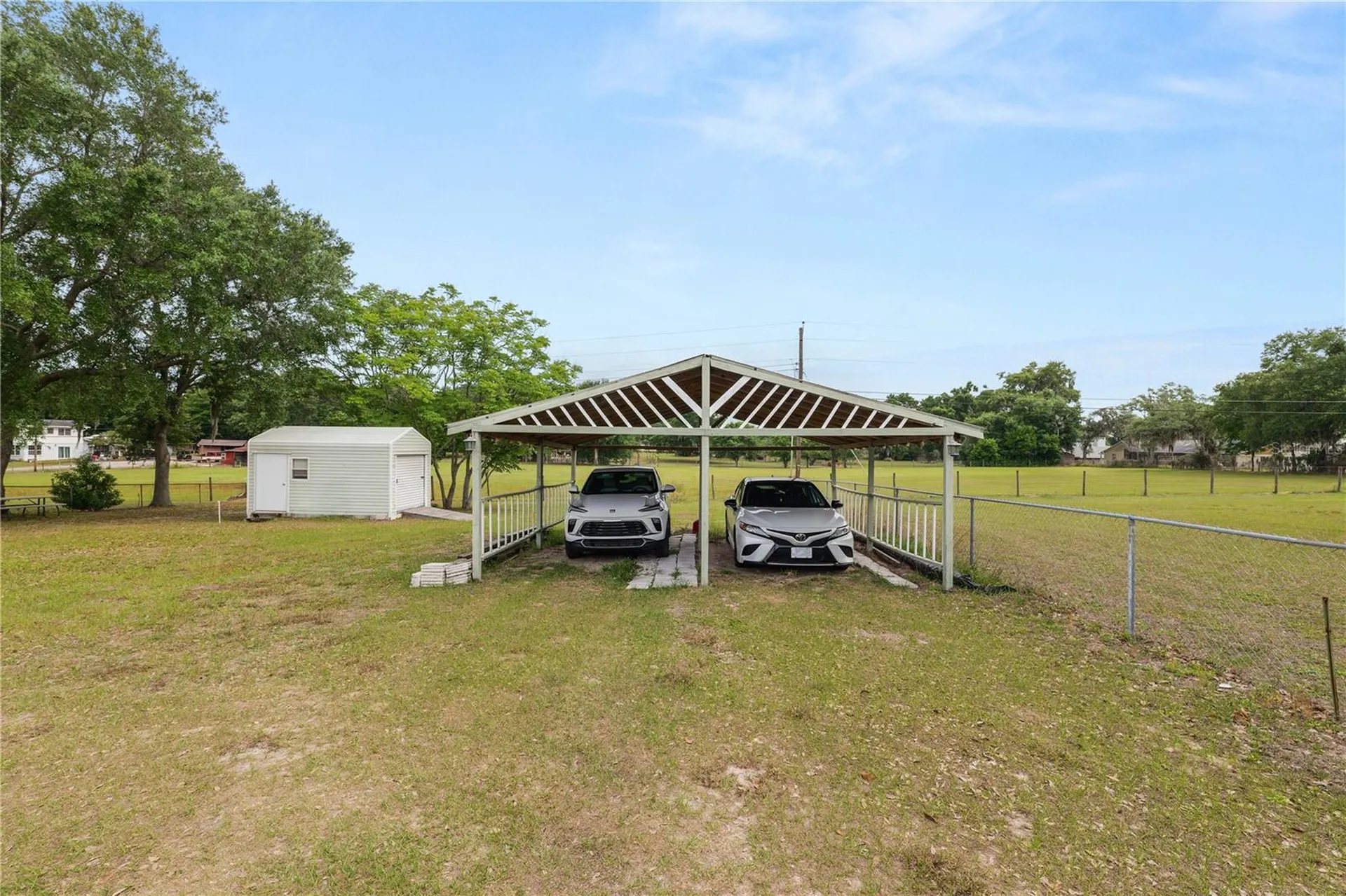 1052 Lamp Post Lane Lakeland FL 33809