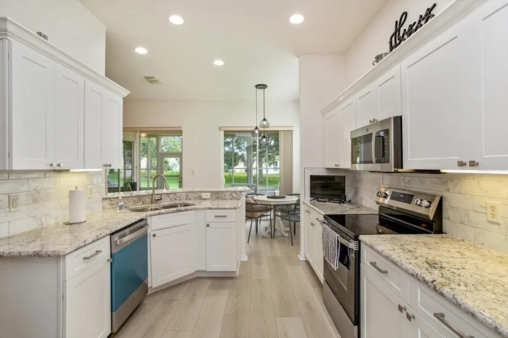 25206 Ormond Court Leesburg FL 34748