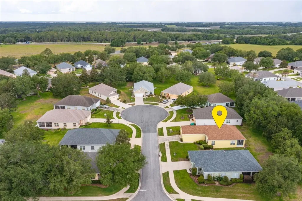 25206 Ormond Court Leesburg FL 34748