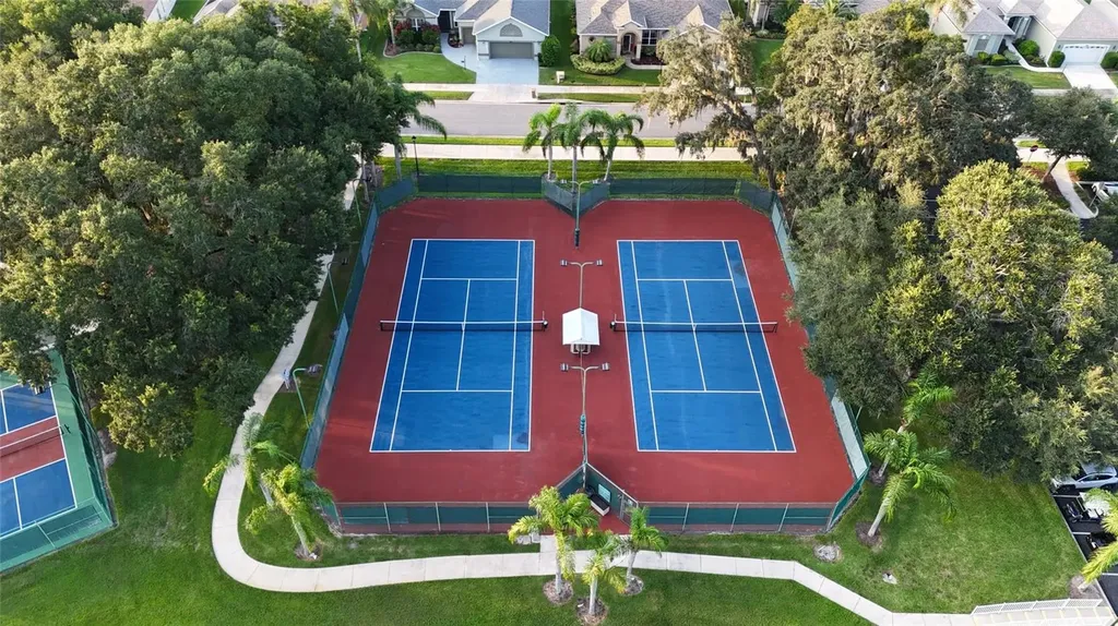 25206 Ormond Court Leesburg FL 34748