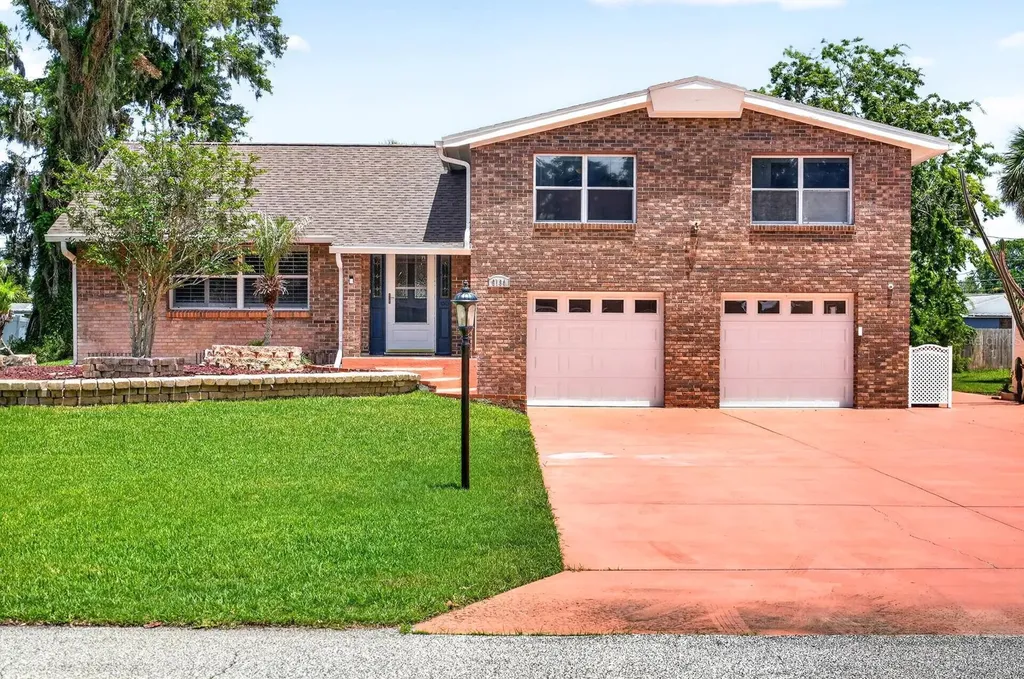 2134 Pope Avenue South Daytona FL 32119