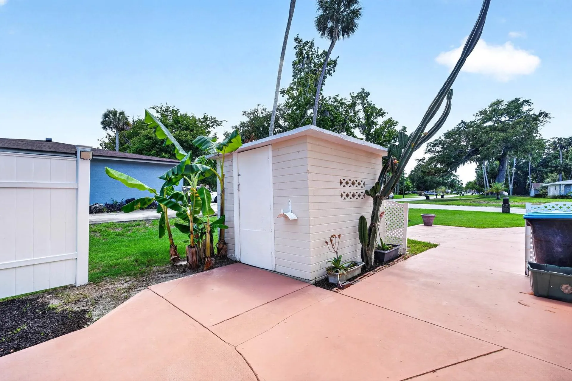 2134 Pope Avenue South Daytona FL 32119