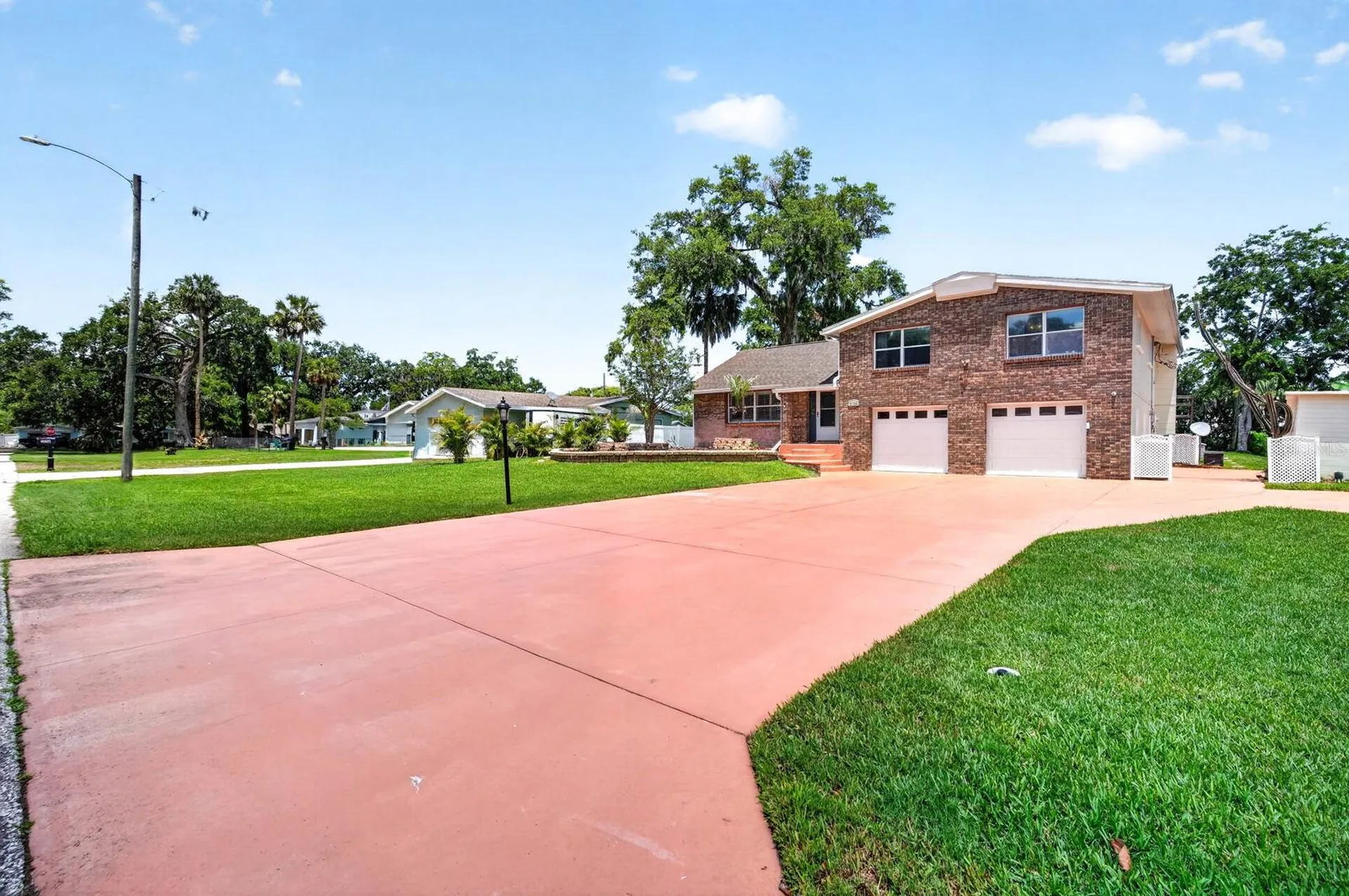 2134 Pope Avenue South Daytona FL 32119
