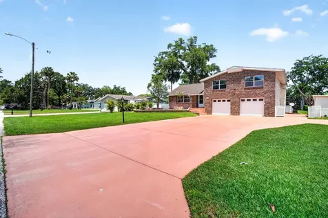 2134 Pope Avenue South Daytona FL 32119