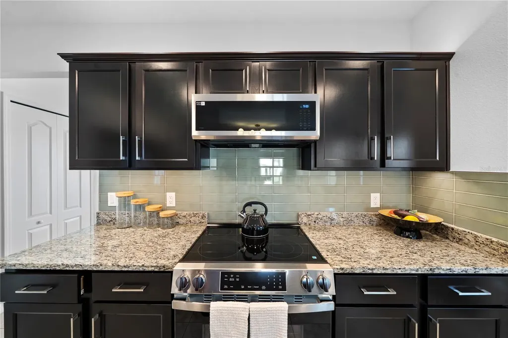 880 NW 251st Drive Newberry FL 32669