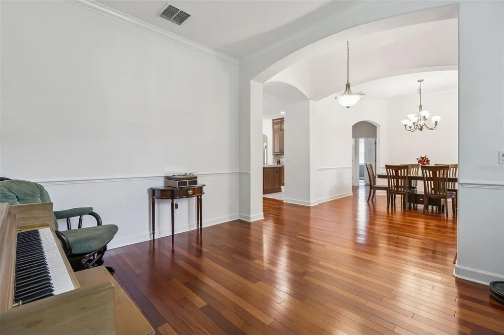 303 Pinestraw Circle Altamonte Springs FL 32714