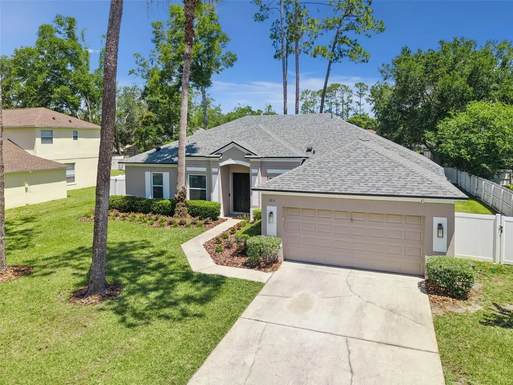 303 Pinestraw Circle Altamonte Springs FL 32714