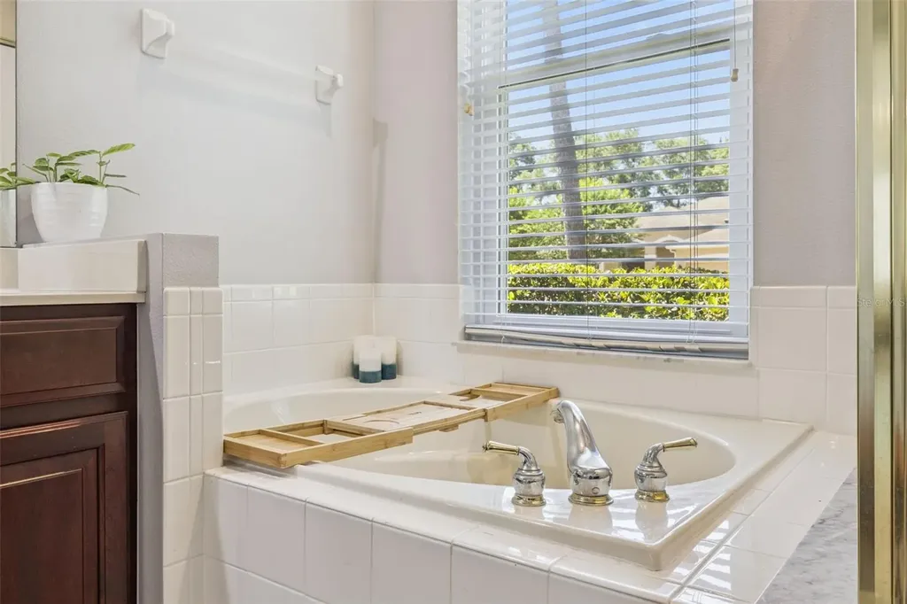 303 Pinestraw Circle Altamonte Springs FL 32714