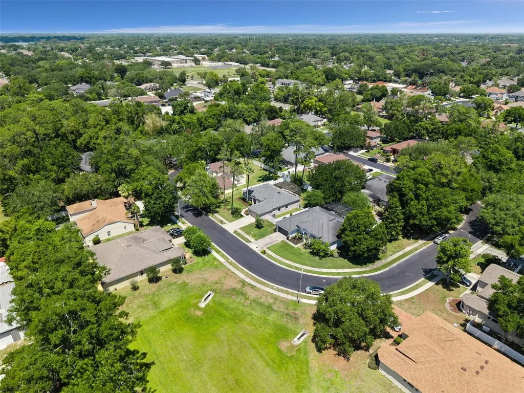 303 Pinestraw Circle Altamonte Springs FL 32714