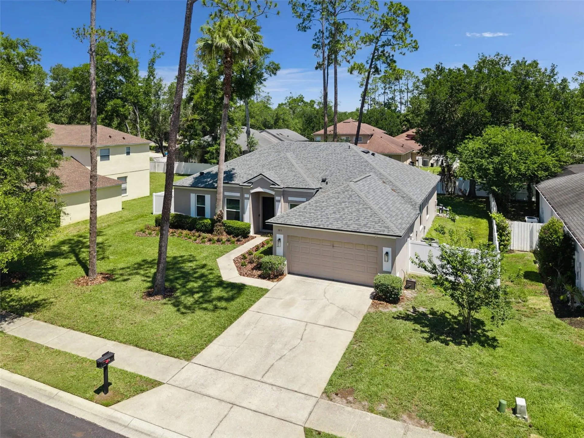 303 Pinestraw Circle Altamonte Springs FL 32714