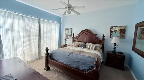 334 Cadiz Loop Davenport FL 33837