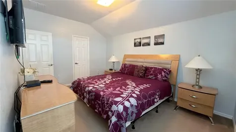 334 Cadiz Loop Davenport FL 33837