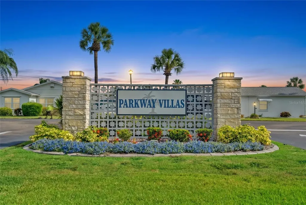 5996 Hibiscus Drive Bradenton FL 34207