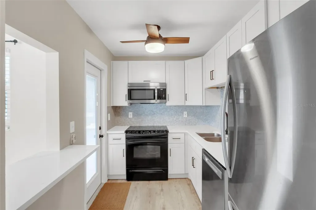 5996 Hibiscus Drive Bradenton FL 34207