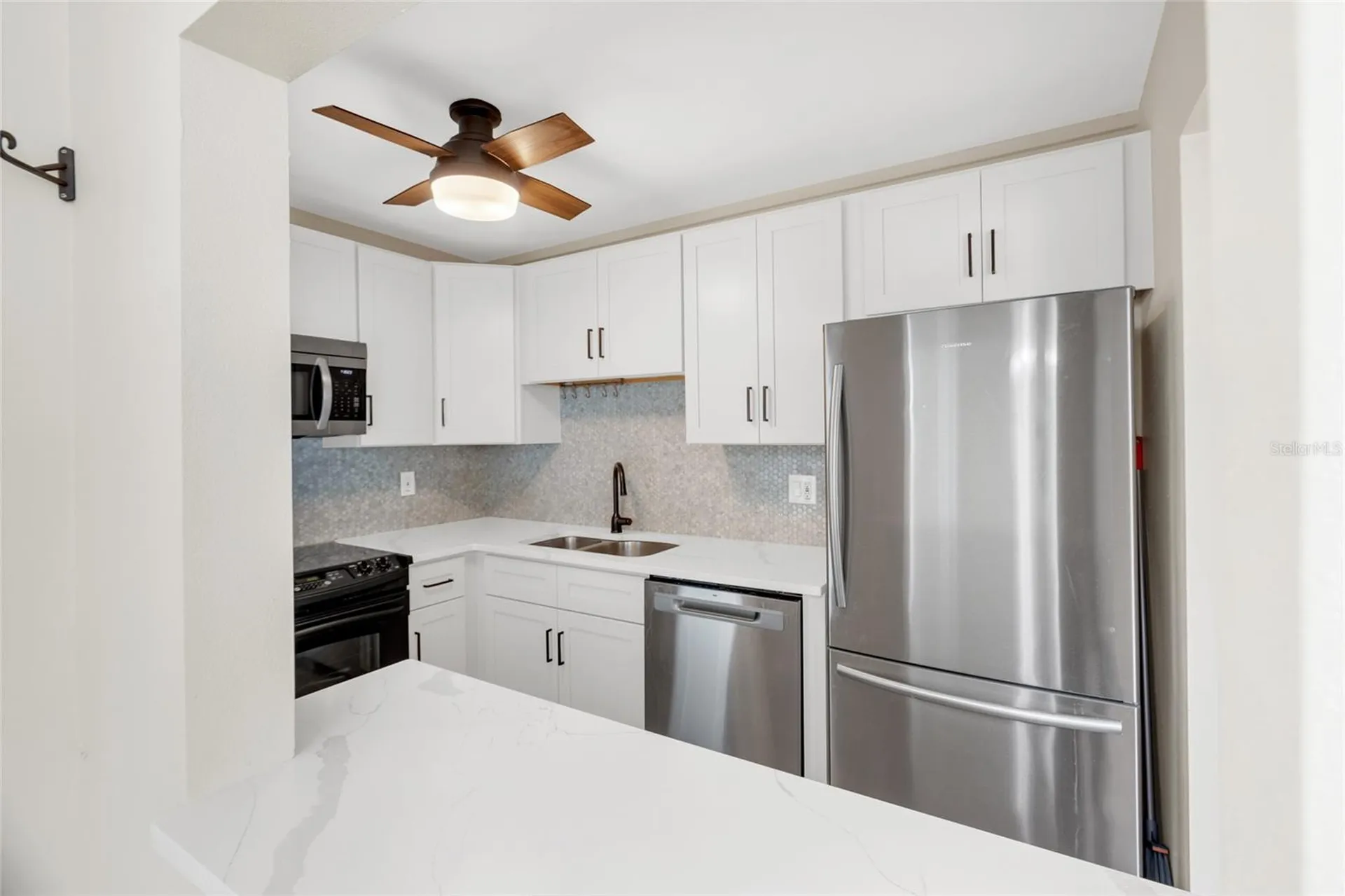 5996 Hibiscus Drive Bradenton FL 34207