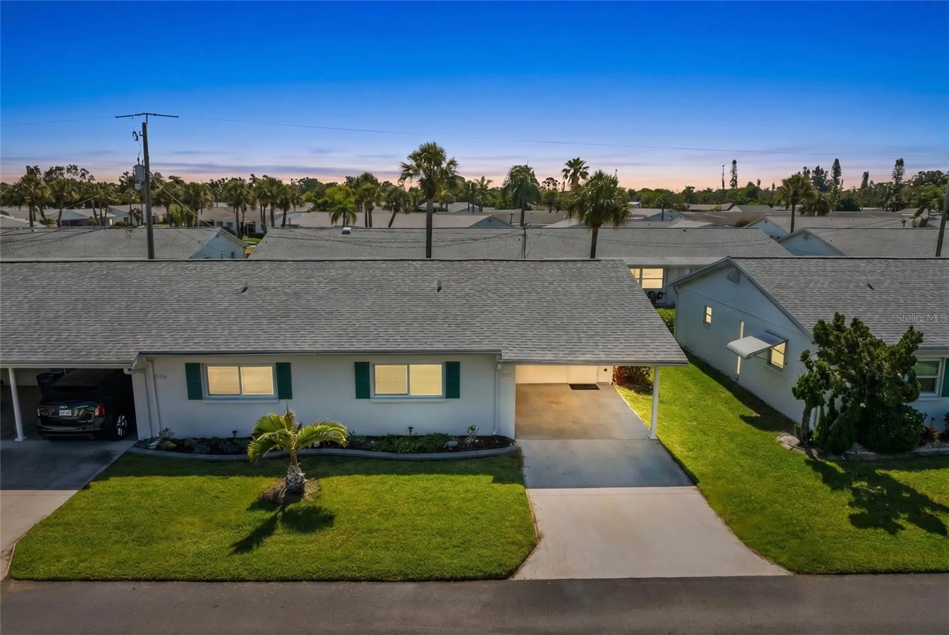 5996 Hibiscus Drive Bradenton FL 34207