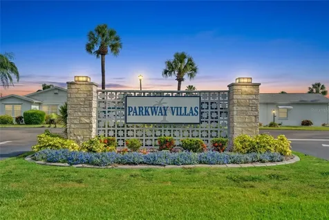 5996 Hibiscus Drive Bradenton FL 34207
