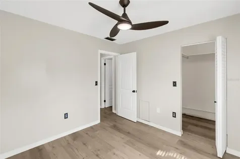 5996 Hibiscus Drive Bradenton FL 34207
