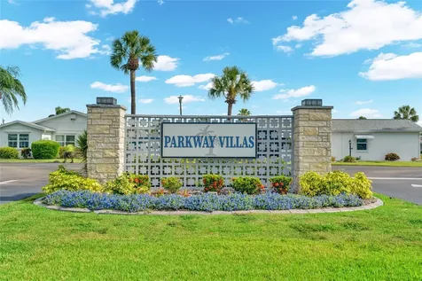 5996 Hibiscus Drive Bradenton FL 34207