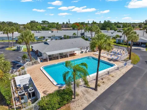 5996 Hibiscus Drive Bradenton FL 34207