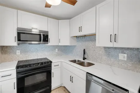 5996 Hibiscus Drive Bradenton FL 34207