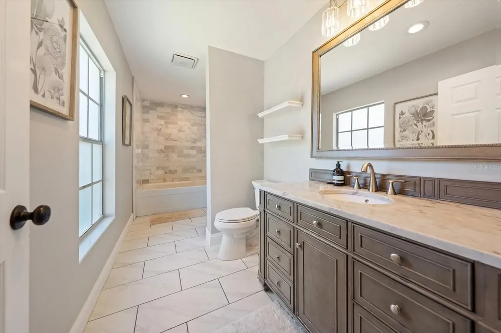 848 Christina Circle Oldsmar FL 34677