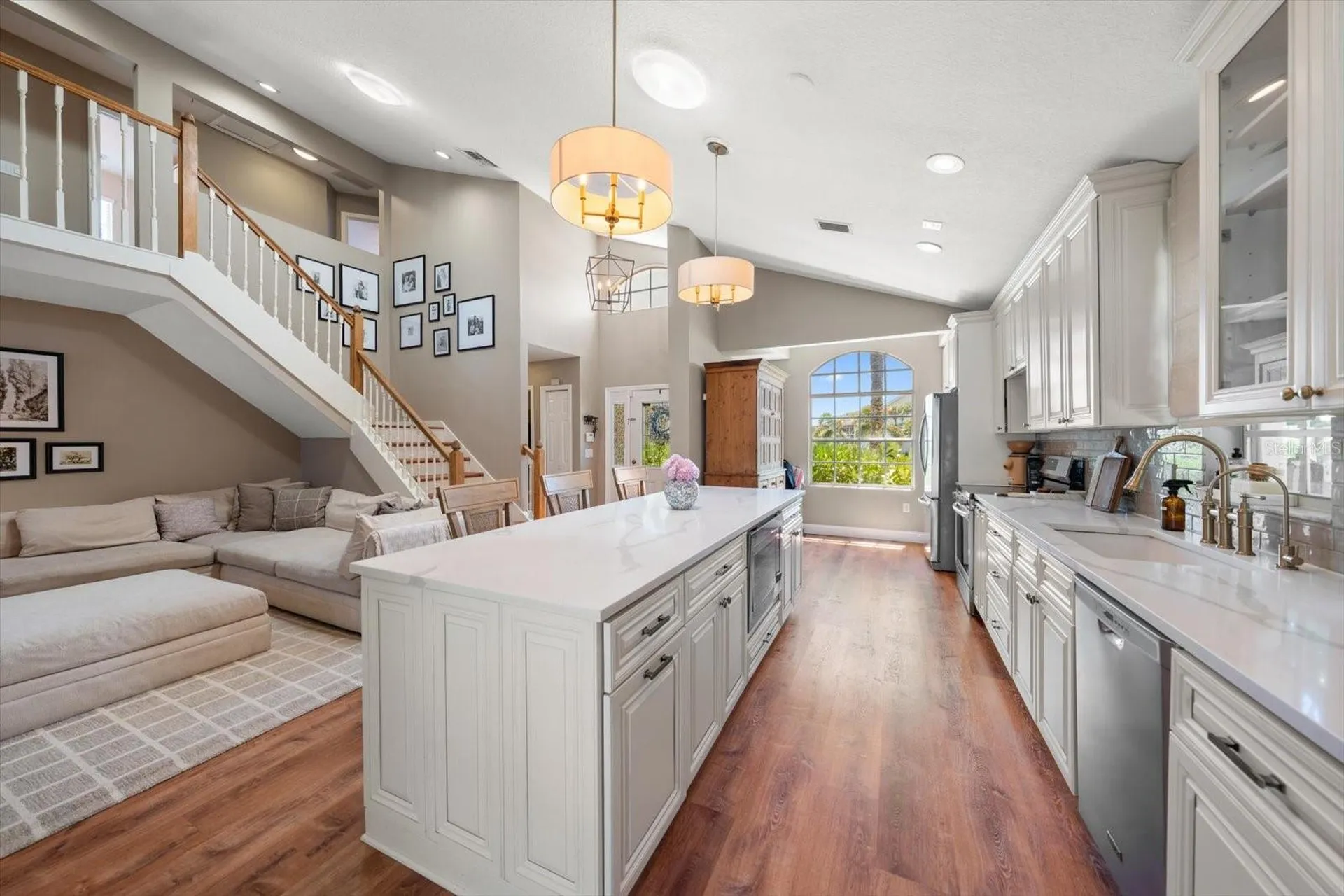 848 Christina Circle Oldsmar FL 34677