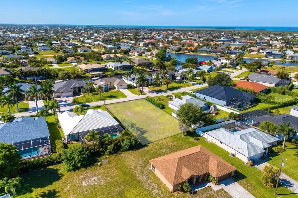 2535 SW 30th Street Cape Coral FL 33914