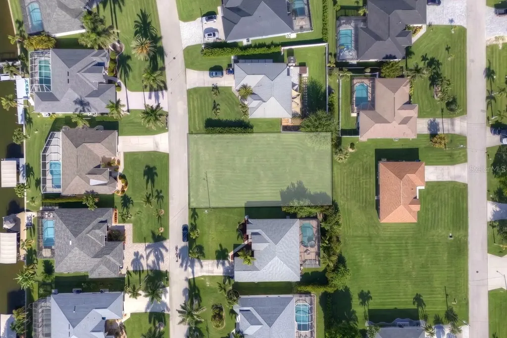 2535 SW 30th Street Cape Coral FL 33914