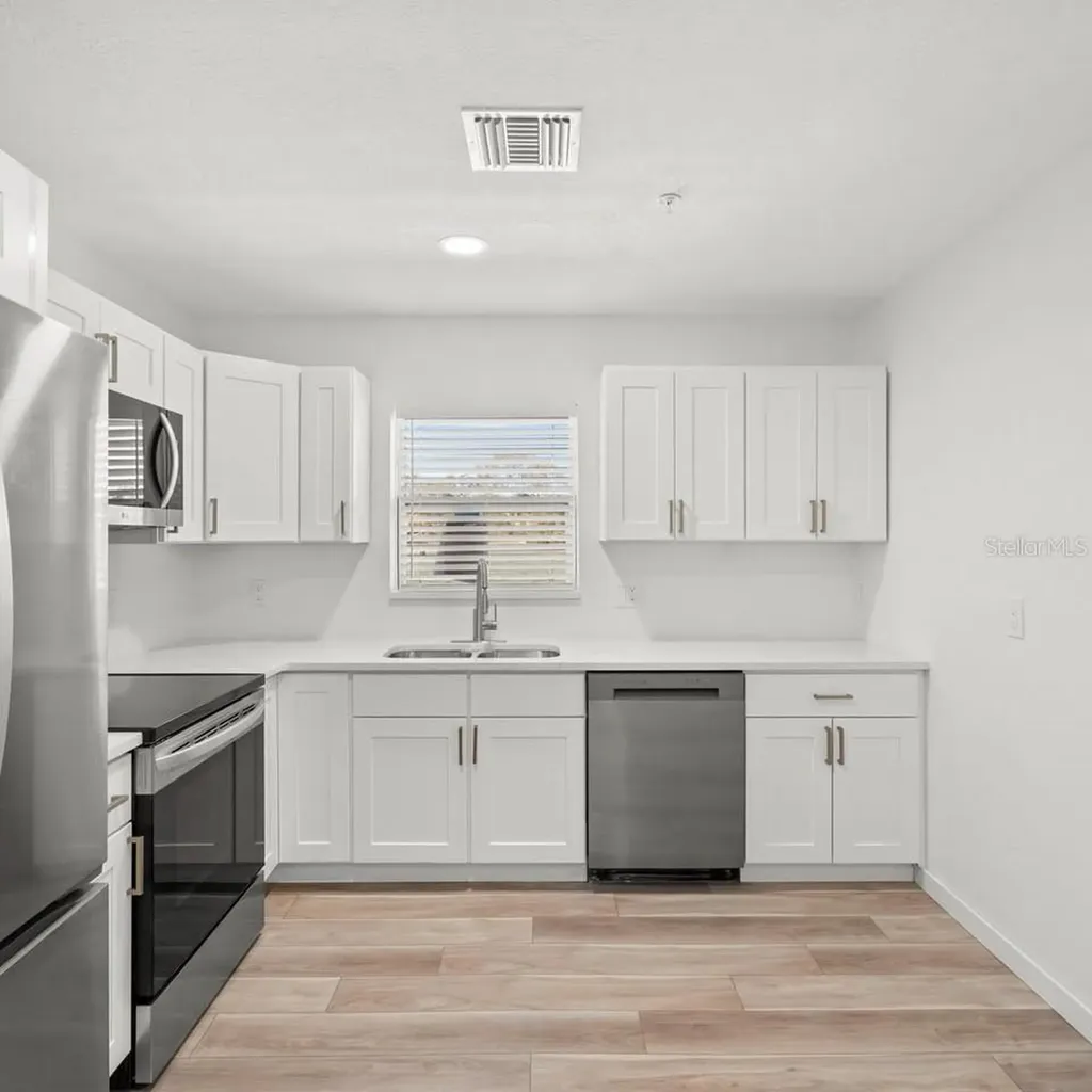 3107 16th Street N St Petersburg FL 33704