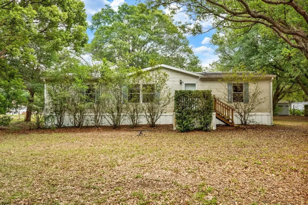 3804 Pinto Lane Zephyrhills FL 33541