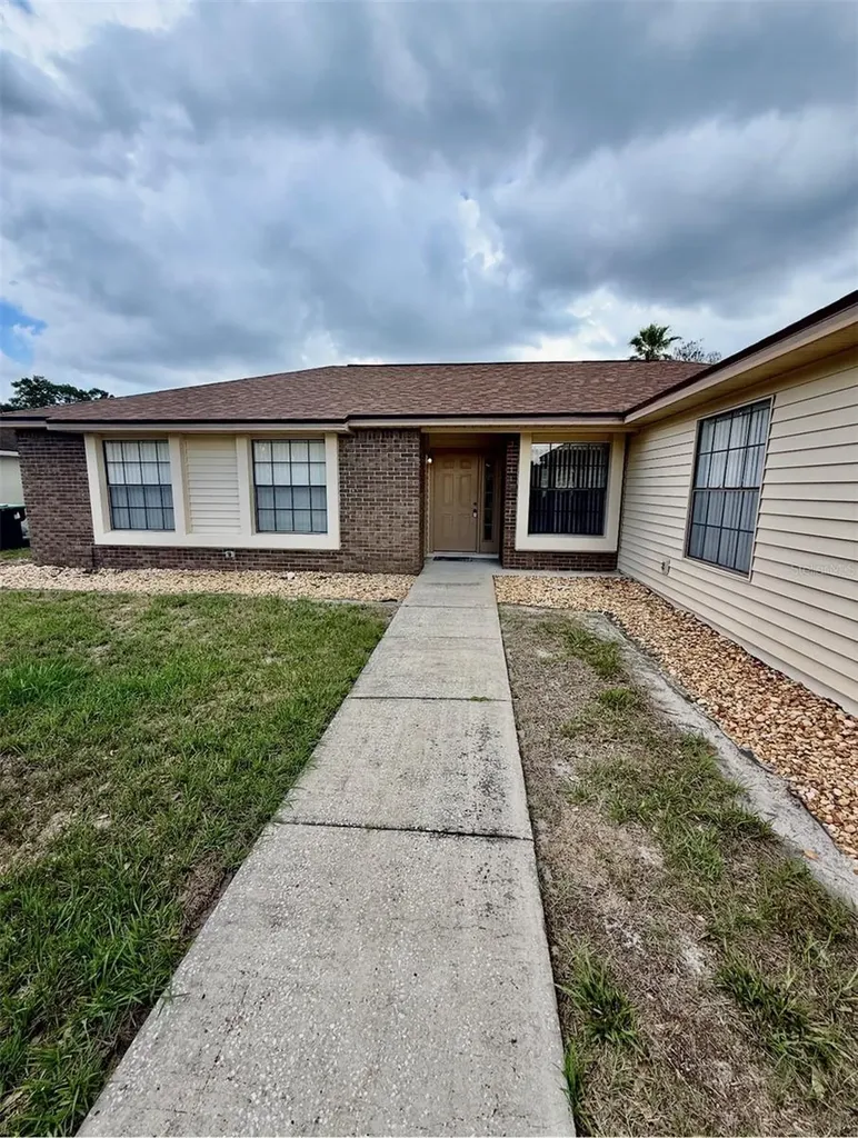 9132 New Orleans Drive Orlando FL 32818