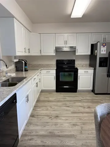 9132 New Orleans Drive Orlando FL 32818