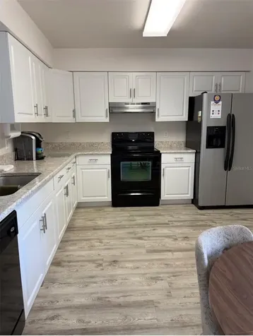 9132 New Orleans Drive Orlando FL 32818