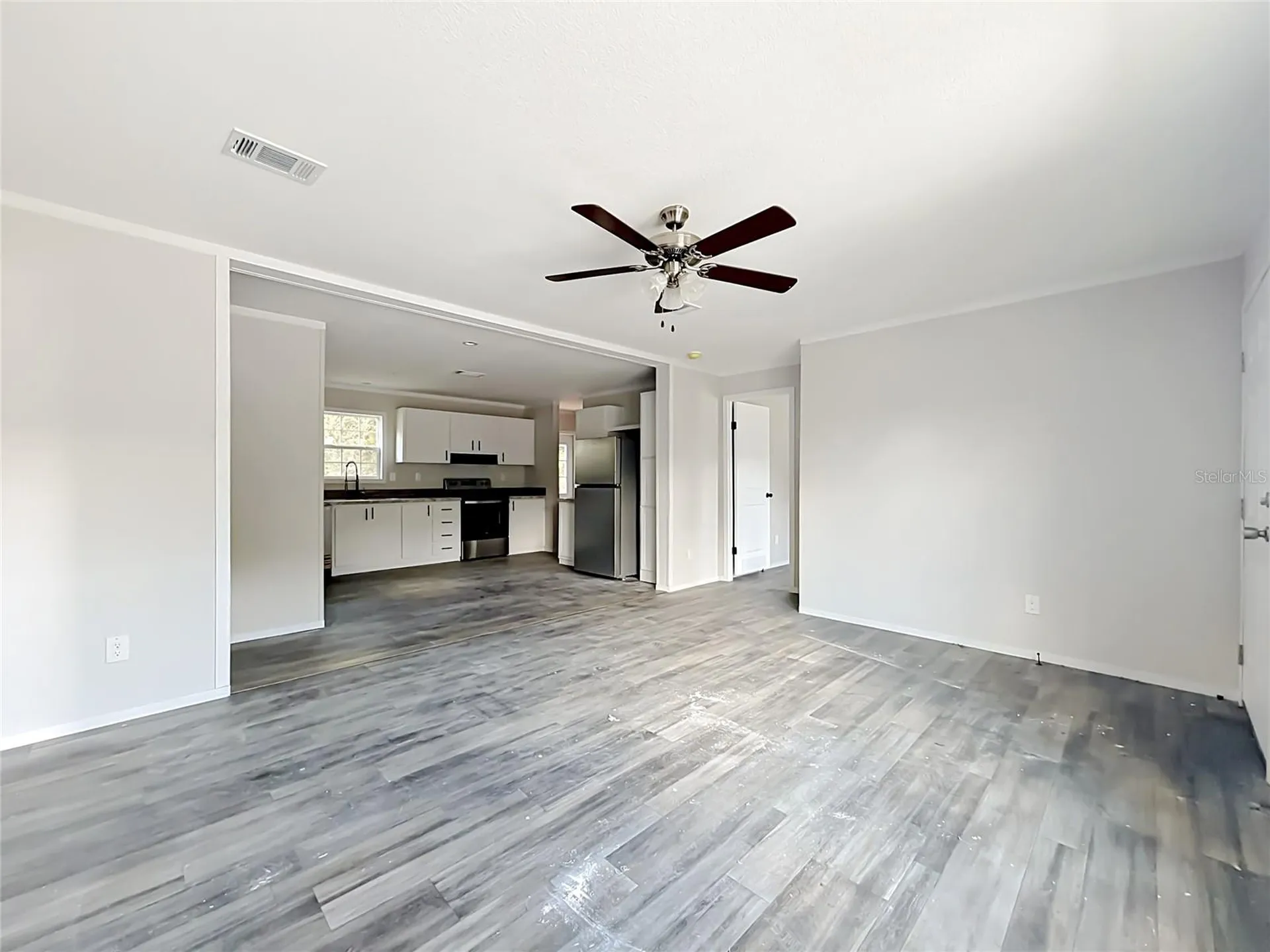 8002 Mobilaire Drive Orlando FL 32822