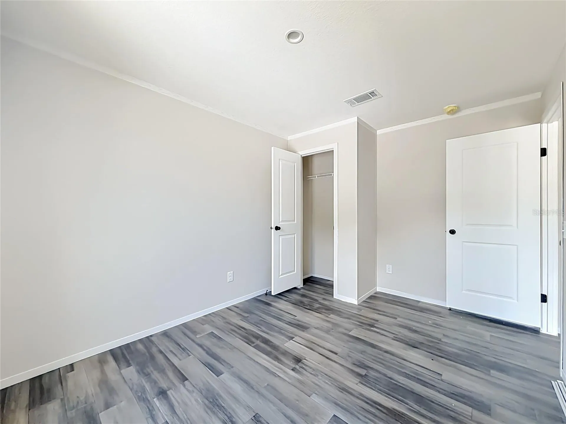 8002 Mobilaire Drive Orlando FL 32822