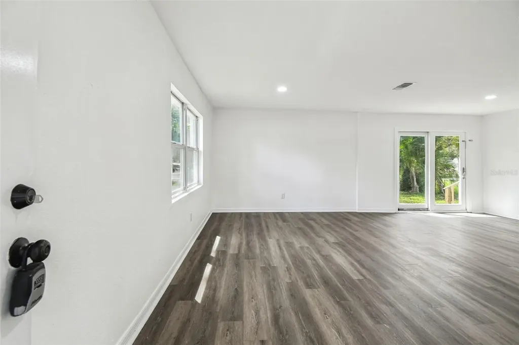 6502 N 31st Street Tampa FL 33610