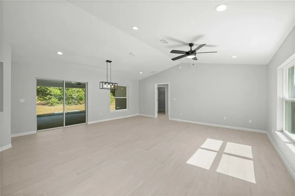 6404 SW 202nd Court Dunnellon FL 34431