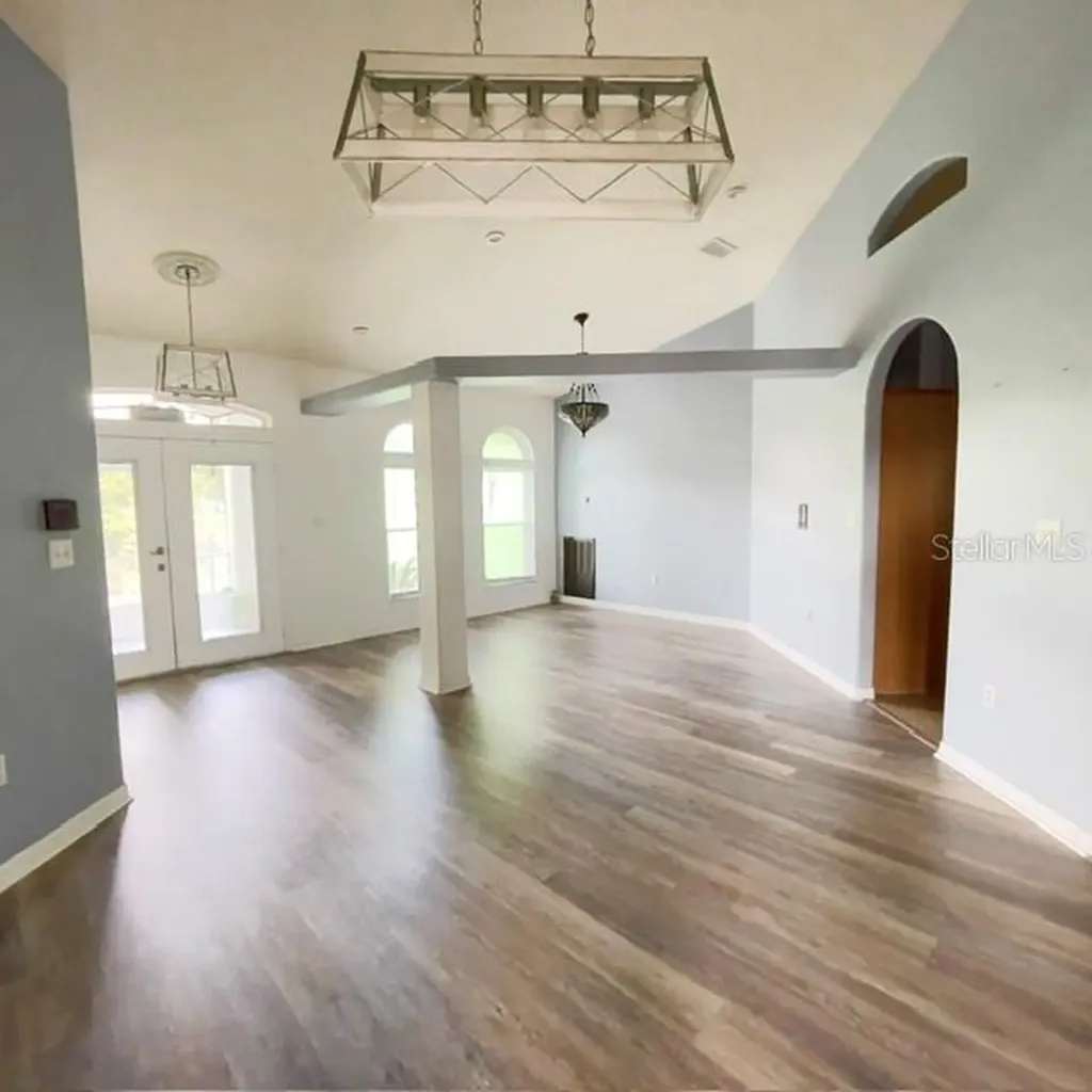 259 Norwalk Circle Eagle Lake FL 33839
