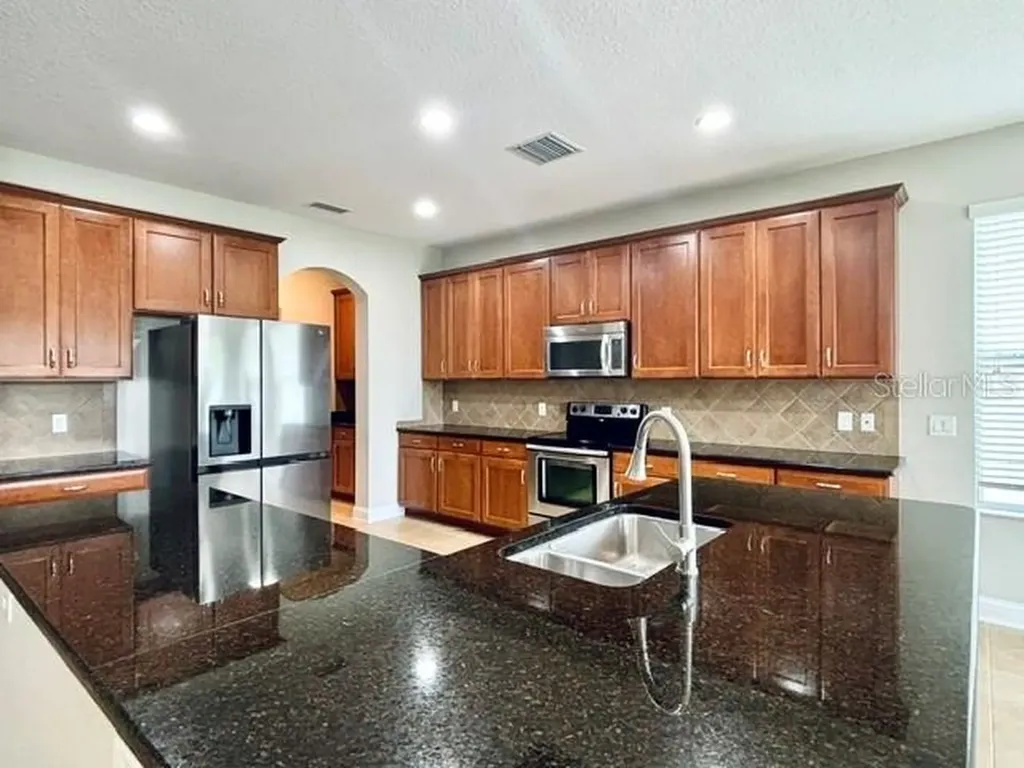 20127 Oakflower Avenue Tampa FL 33647