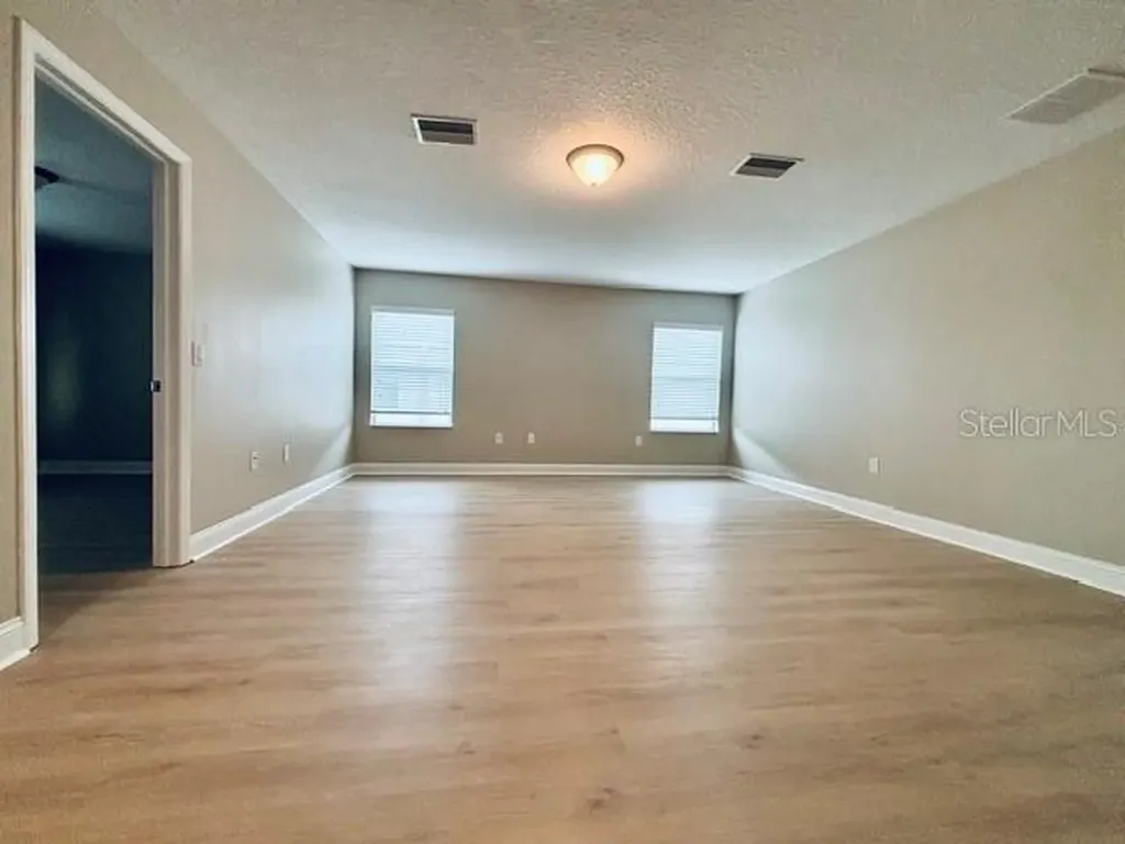 20127 Oakflower Avenue Tampa FL 33647
