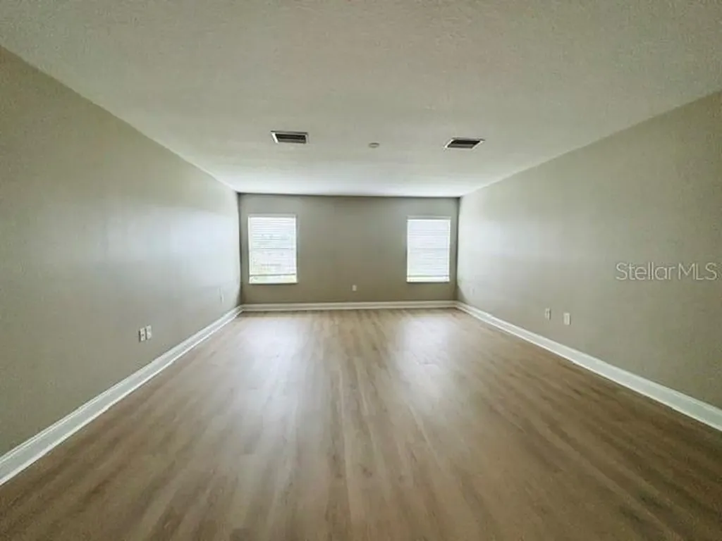 20127 Oakflower Avenue Tampa FL 33647