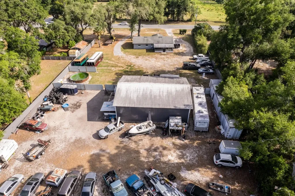 20024 State Road 44 Eustis FL 32736